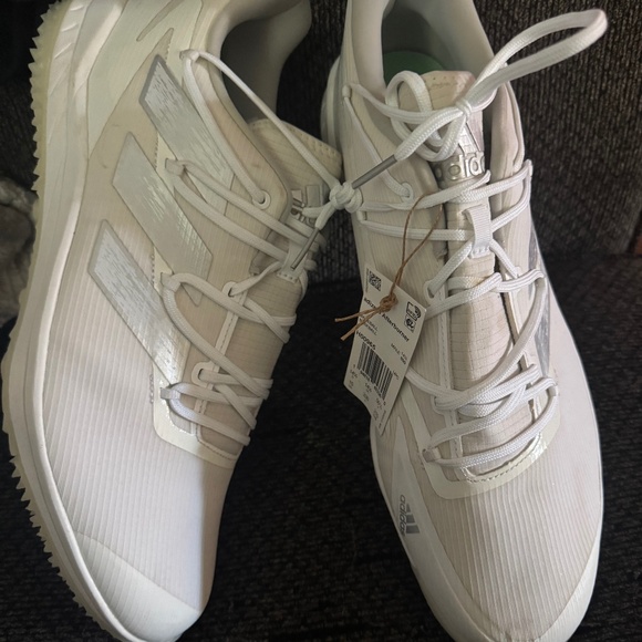 Adizero Afterburner - Picture 1 of 3